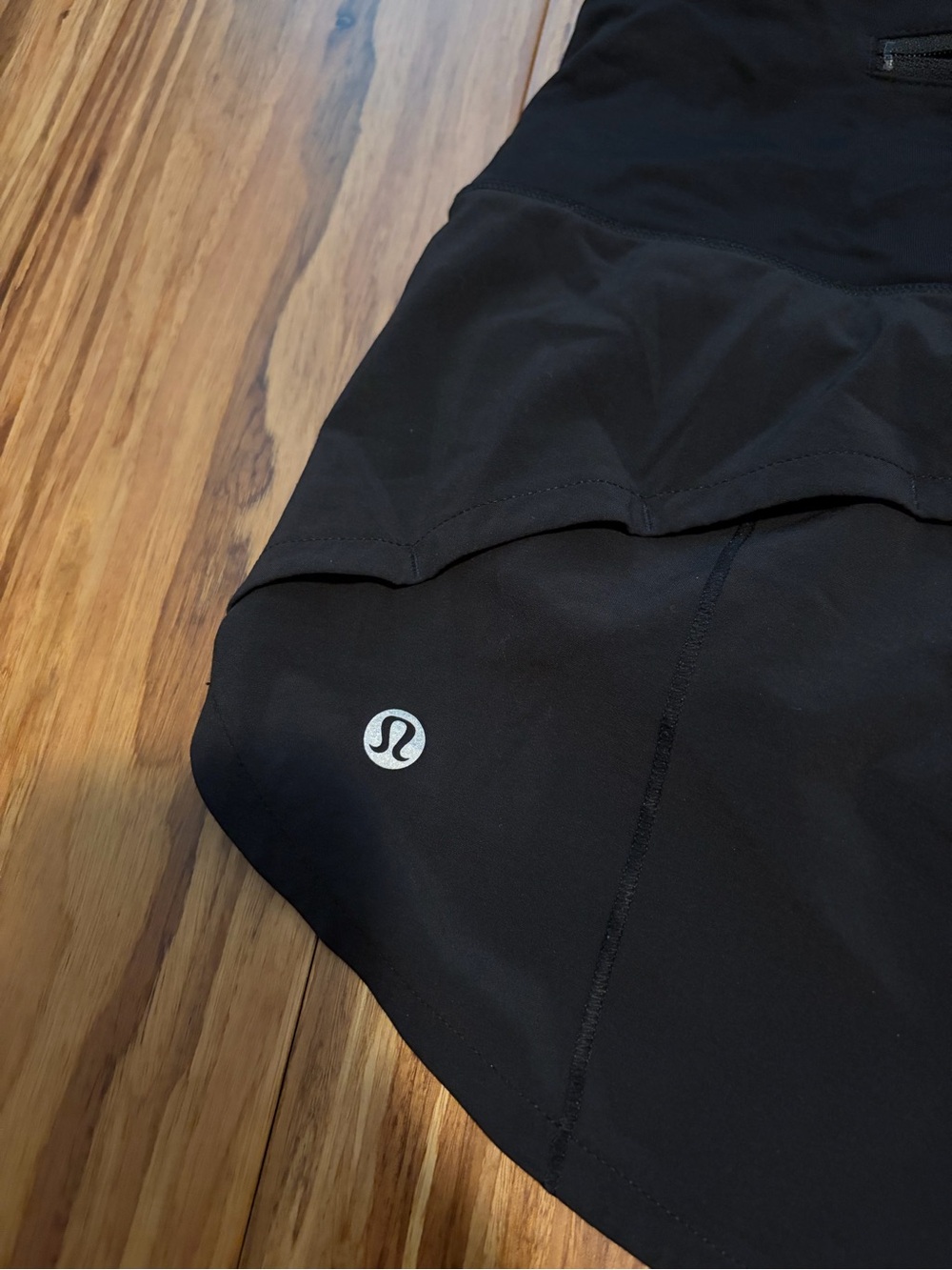 Lululemon Speed Up Black Athletic Shorts - Picture 3 of 4